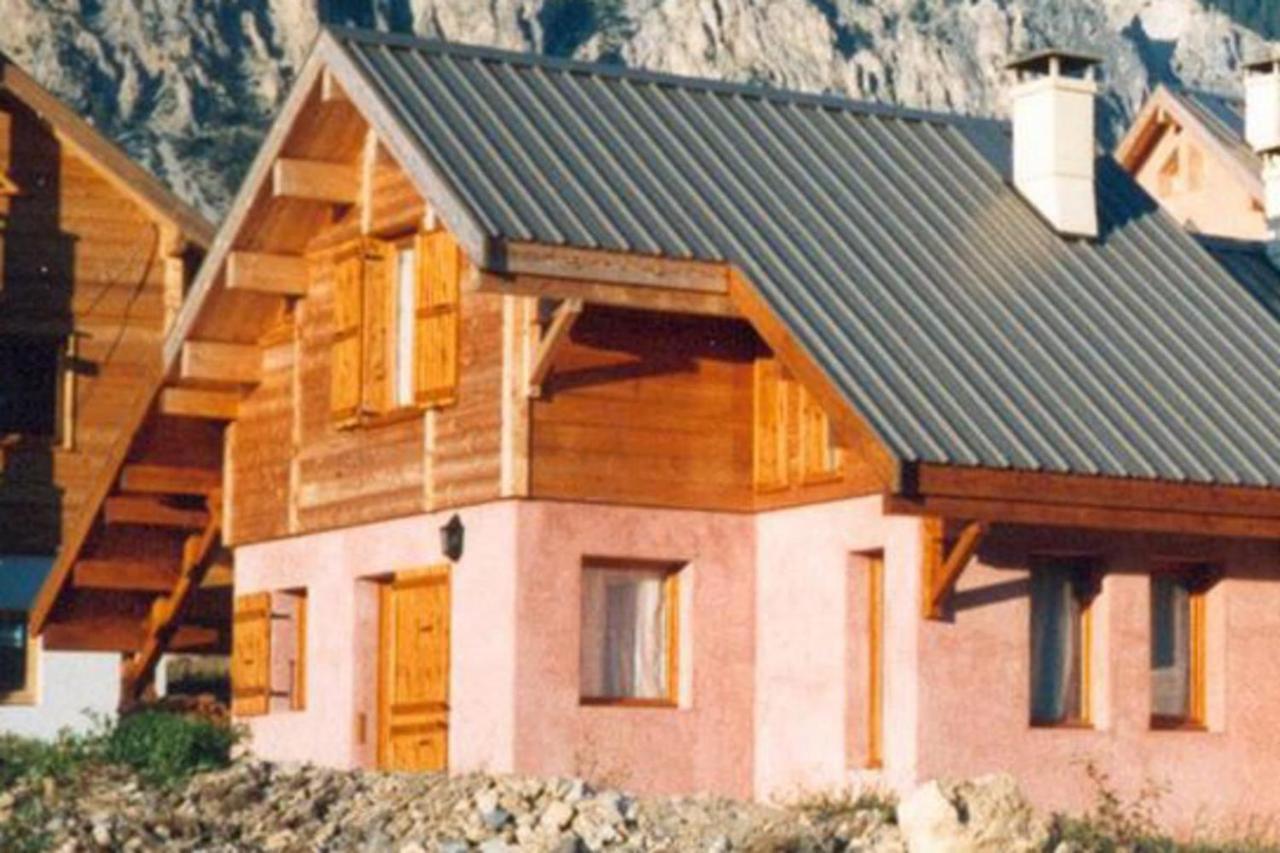Chalet Le Melezin Hameau Des Chazals Nevache Hautes Alpes מראה חיצוני תמונה